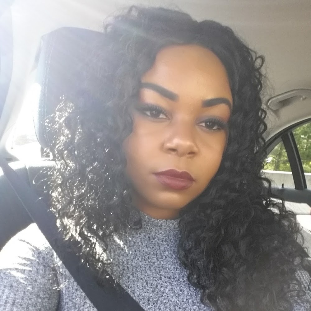 Meet your Posher, Demiqua